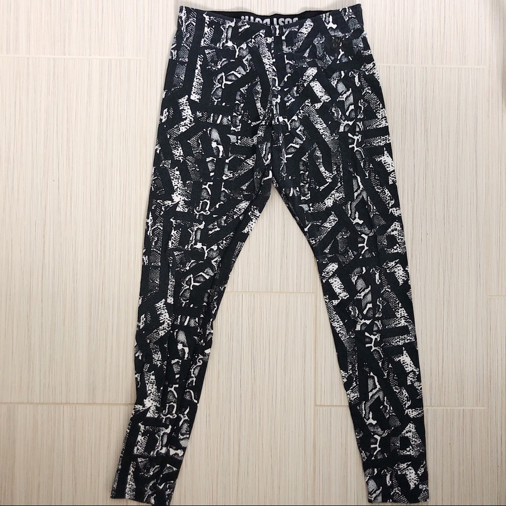 NIKE workout leggings